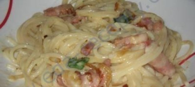 Домашняя паста карбонара с ветчиной