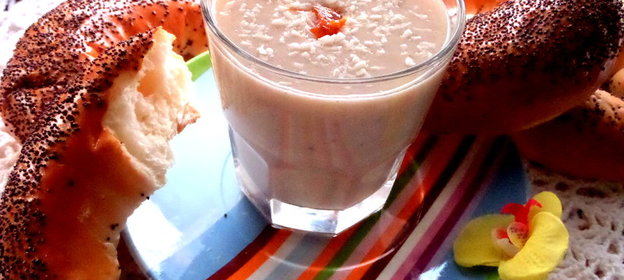 Бананово-кокосовый смузи