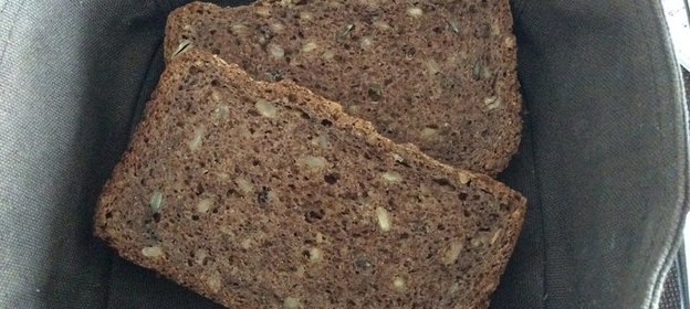 Ореховый хлеб с семечками