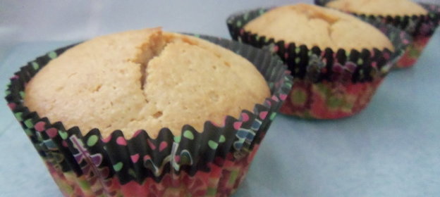 Кексы с земляничным джемом