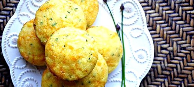 Кукурузные маффины с сыром Чеддер