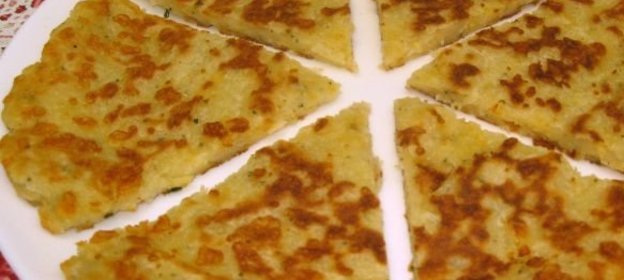 Простая сырная лепешка