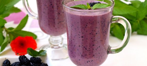 Смузи с шелковицей