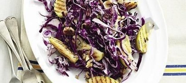 Салат с капустой и грецкими орехами