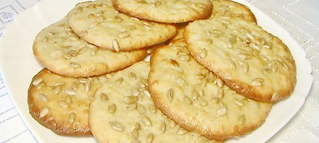 Постное печенье на огуречном рассоле