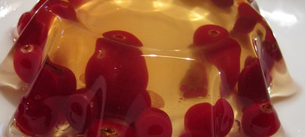 Клюква в желе (маленький сюрприз на ужин мужу)