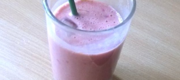 Смузи с бананом и кофе