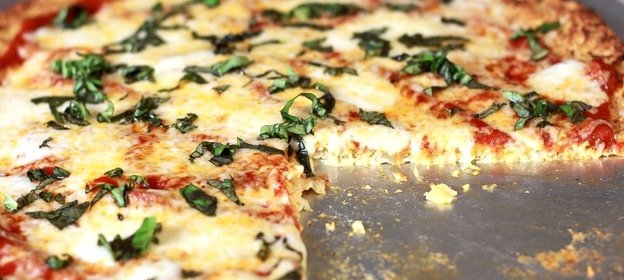 Пицца с сыром в корочке