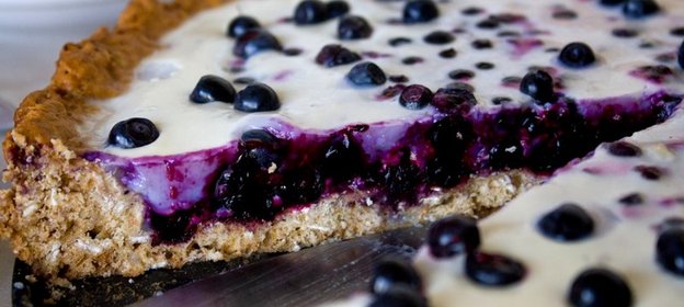 Черничный пирог с молочным желе