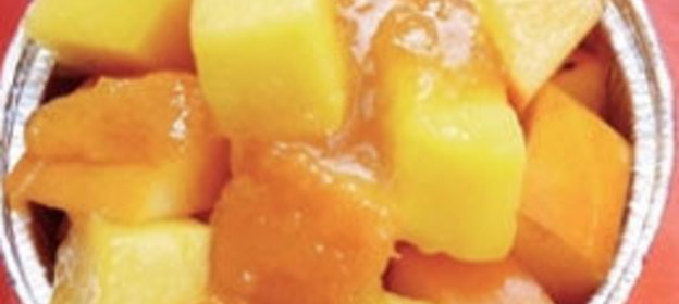 Салат из хурмы и манго