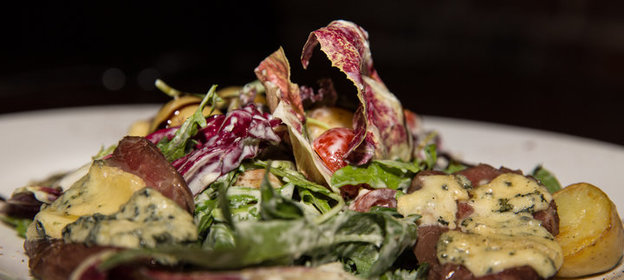 Картофельная запеканка с мясным фаршем и овощами