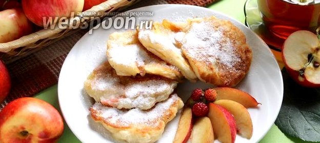 Оладьи с фруктами