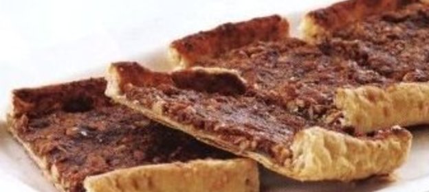 Пицца «Средиземноморская» с маслинами и анчоусами