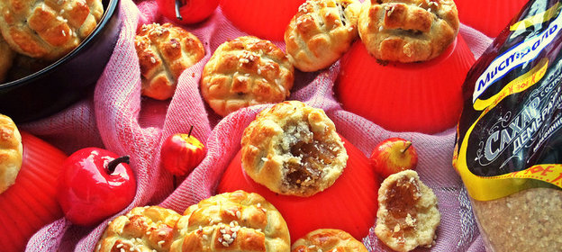 Песочное печенье с ананасовой начинкой