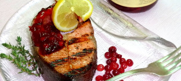 Форель на гриле Карельские мотивы с брусничным джемом