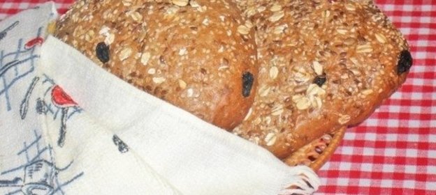Хлеб с хлопьями и отрубями