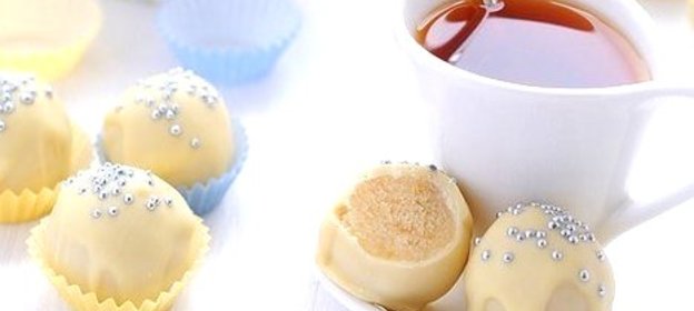 Миндальные конфеты в белом шоколаде