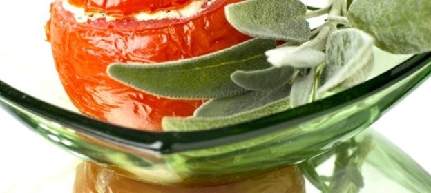 Яичница в помидоре