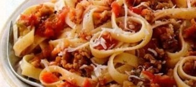 Паста с мясным соусом