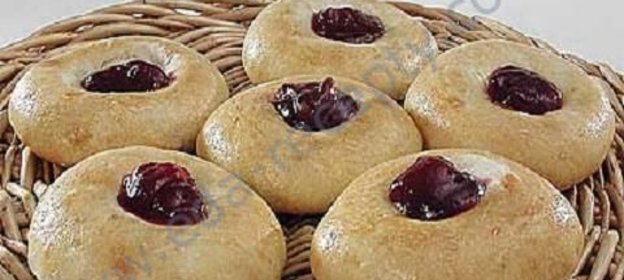 Сдобные булочки из дрожжевого теста по венгерски