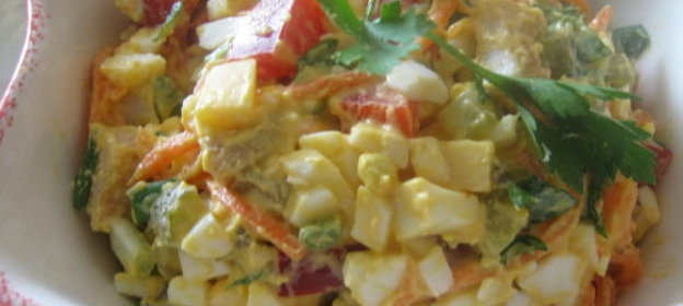 Яичница с помидорами и зеленым луком