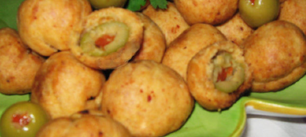 Яичница с ветчиной и помидорами