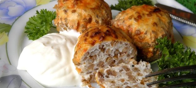 Тефтели с гречкой в духовке