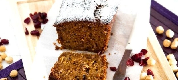 Морковный кекс с орехами
