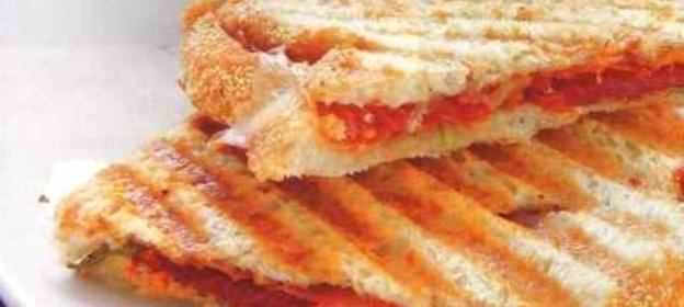 Фаршированная рыба в бульоне