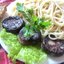 Паста с кровяной колбасой и травами