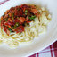 Спагетти с семгой в остром томатном соусе
