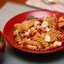 Паста с жареным перцем, луком, фетой и мятой