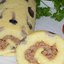 Бисквитный рулет с грибами и мясом