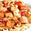 Фетуччини с острыми креветками и лососем