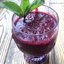 Смузи из ананаса и черной смородины