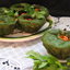 Закусочные зелёные маффины с шпинатом и сыром