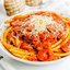 Спагетти с сосисками в томатном соусе