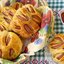 Булочки с колбасой