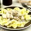 Фигурная паста с индейкой и грибами