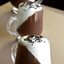 Шоколадный мусс со взбитыми сливками и кофе