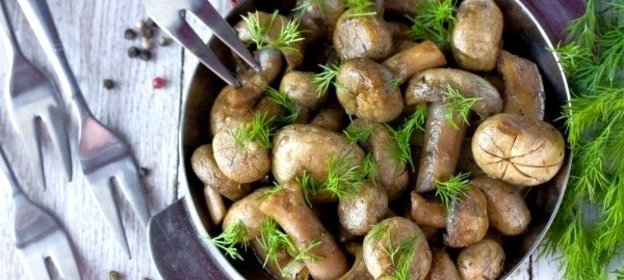 Шампиньоны в соево-медовом маринаде