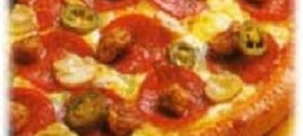 Пицца с семгой и руколой