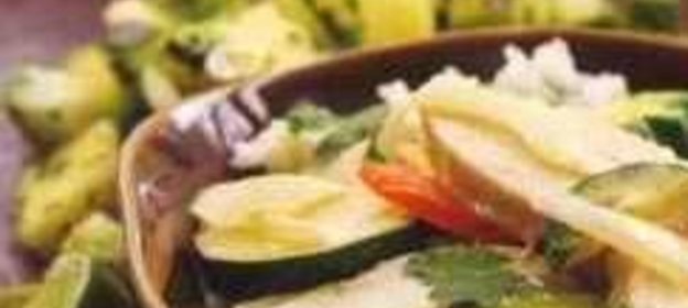 Курица с чечевицей и с лепешками