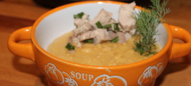 Гороховая каша на мясном бульоне (в мультиварке)