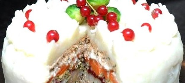 Праздничная слоеная запеканка