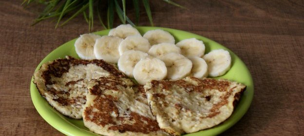 Овсяные оладьи с бананом