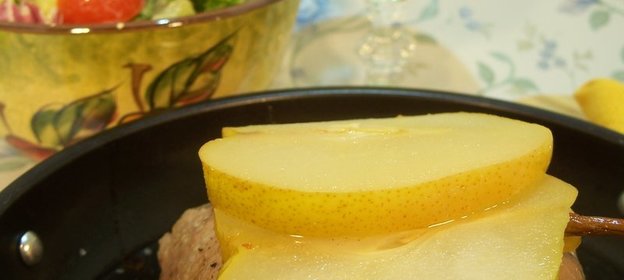 Стейки тунца с грушами