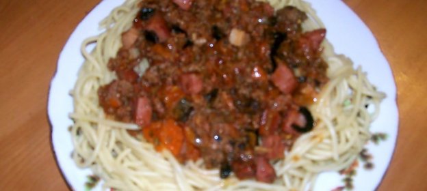 Спагетти по-забайкальски (очень вольная интерпретация болоньезе)