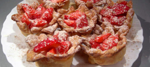 Клубничные корзинки (тарталетки) со сливочным желе