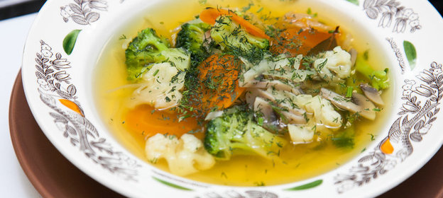 Фруктово-шоколадный десерт «Сердечки»